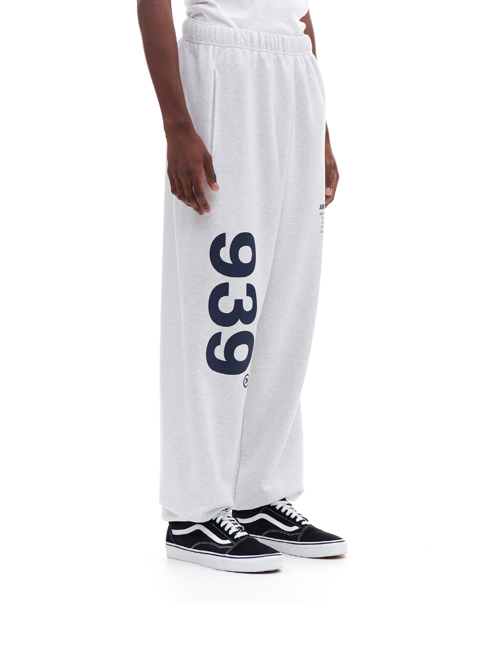 ARCHIVE BOLD 939 LOGO SWEAT SHORTS